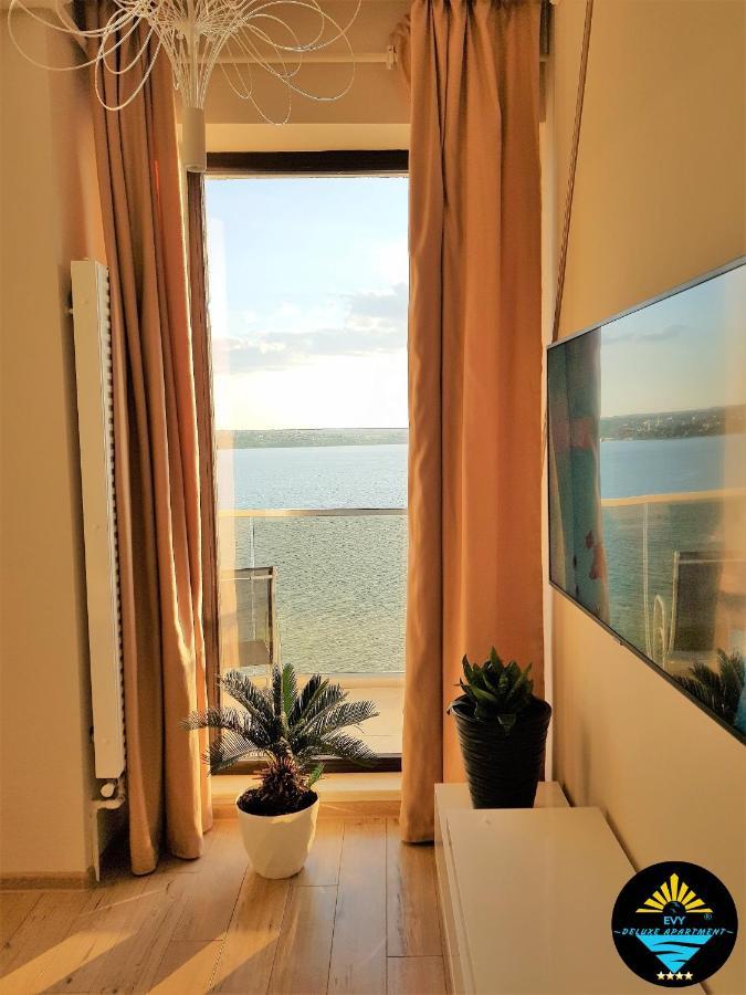 Evy Deluxe Apartament
