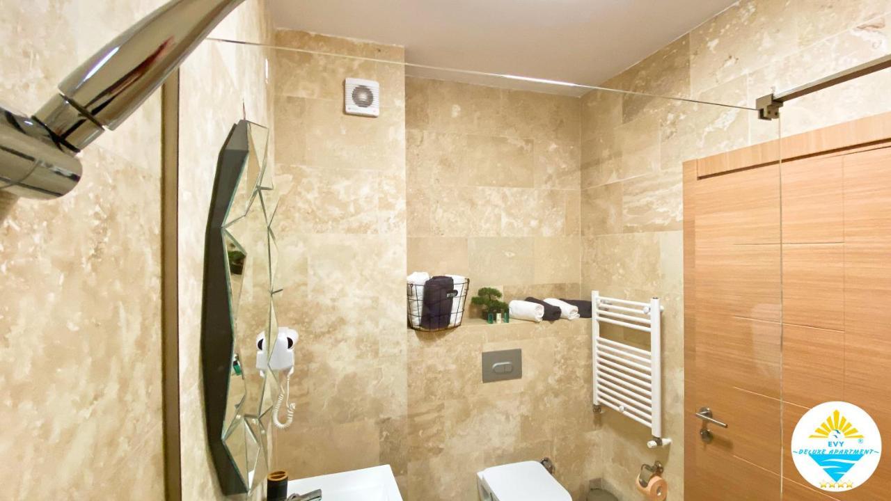 Evy Deluxe Apartament *